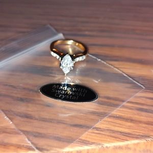 Clear Swarovski Crystal Ring, Sz 3.5